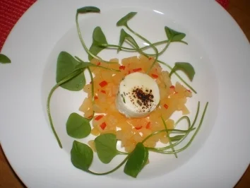 Rezept: Ziegenkäse auf Apfel und Postelein Ziegenkäse auf Apfel und Postelein - Rezept