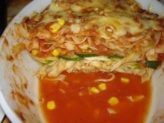 Rezept: Bandnudelauflauf mit Zucchini u. Tomate Bild Nr. 9 Bandnudelauflauf mit Zucchini u. Tomate - Rezept - Bild Nr. 9