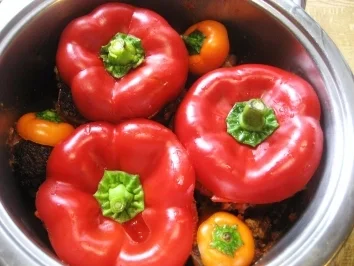 Rezept: Paprikaschoten mit Hack gefüllt Bild Nr. 5 Paprikaschoten mit Hack gefüllt - Rezept - Bild Nr. 5
