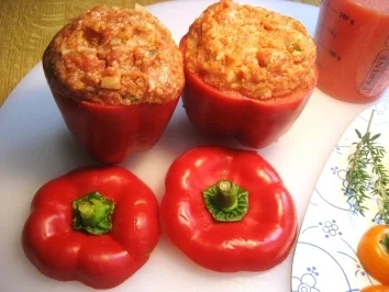 Rezept: Paprikaschoten mit Hack gefüllt Bild Nr. 3 Paprikaschoten mit Hack gefüllt - Rezept - Bild Nr. 3