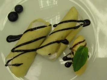 Blaubeerhippen mit Zitroneneis - Rezept