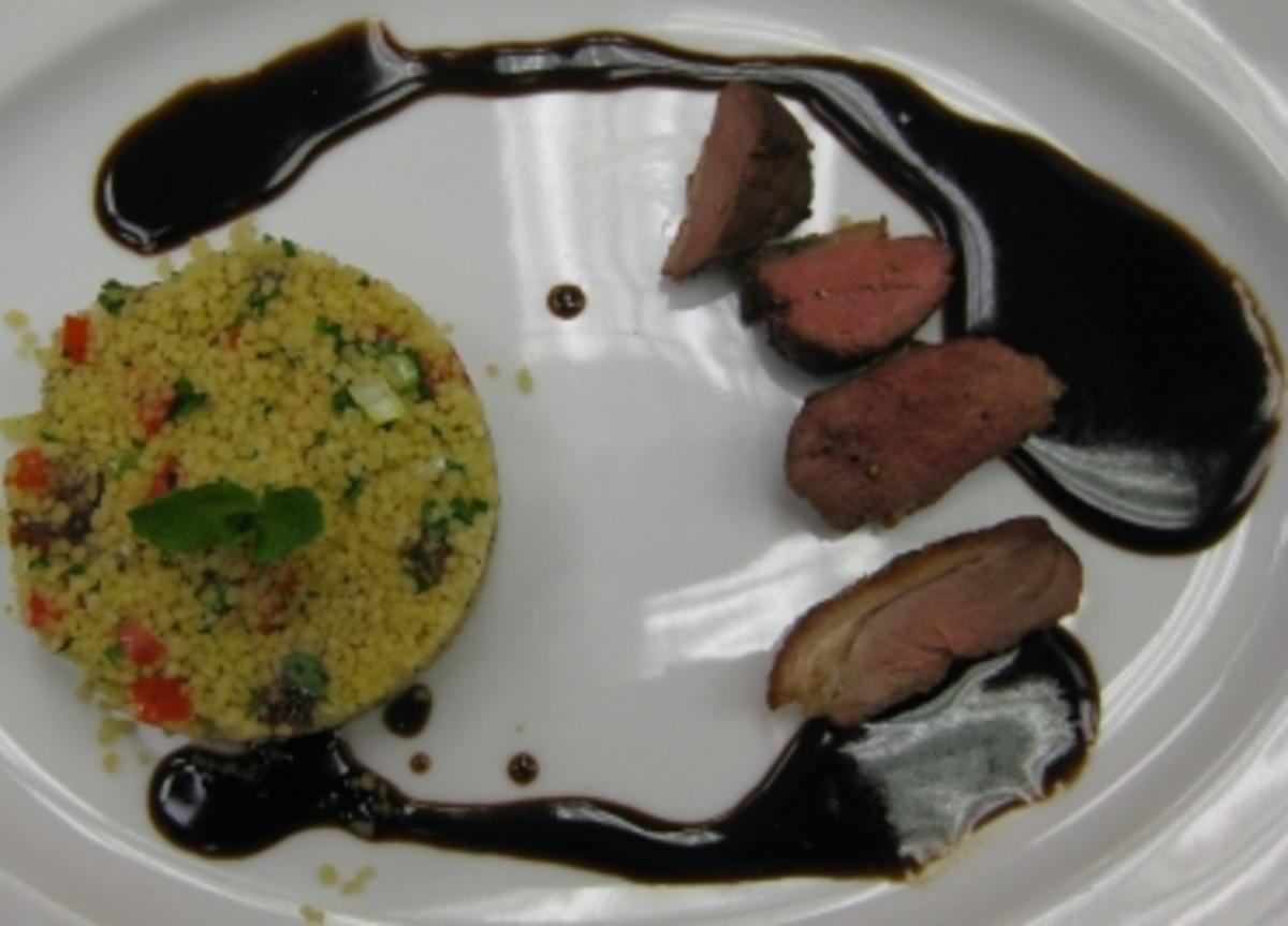 Couscous Salat mit gebratenen Entenfilets - Rezept