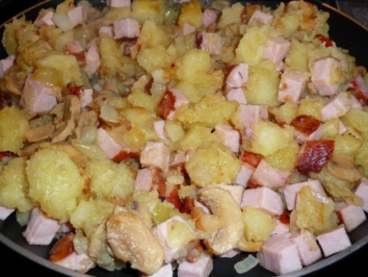 Kartoffel-Kasseler-Pfanne mit Ei - Rezept - Bild Nr. 7
