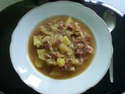 Rezept: Krautsuppe mit Paprikawurst Krautsuppe mit Paprikawurst - Rezept