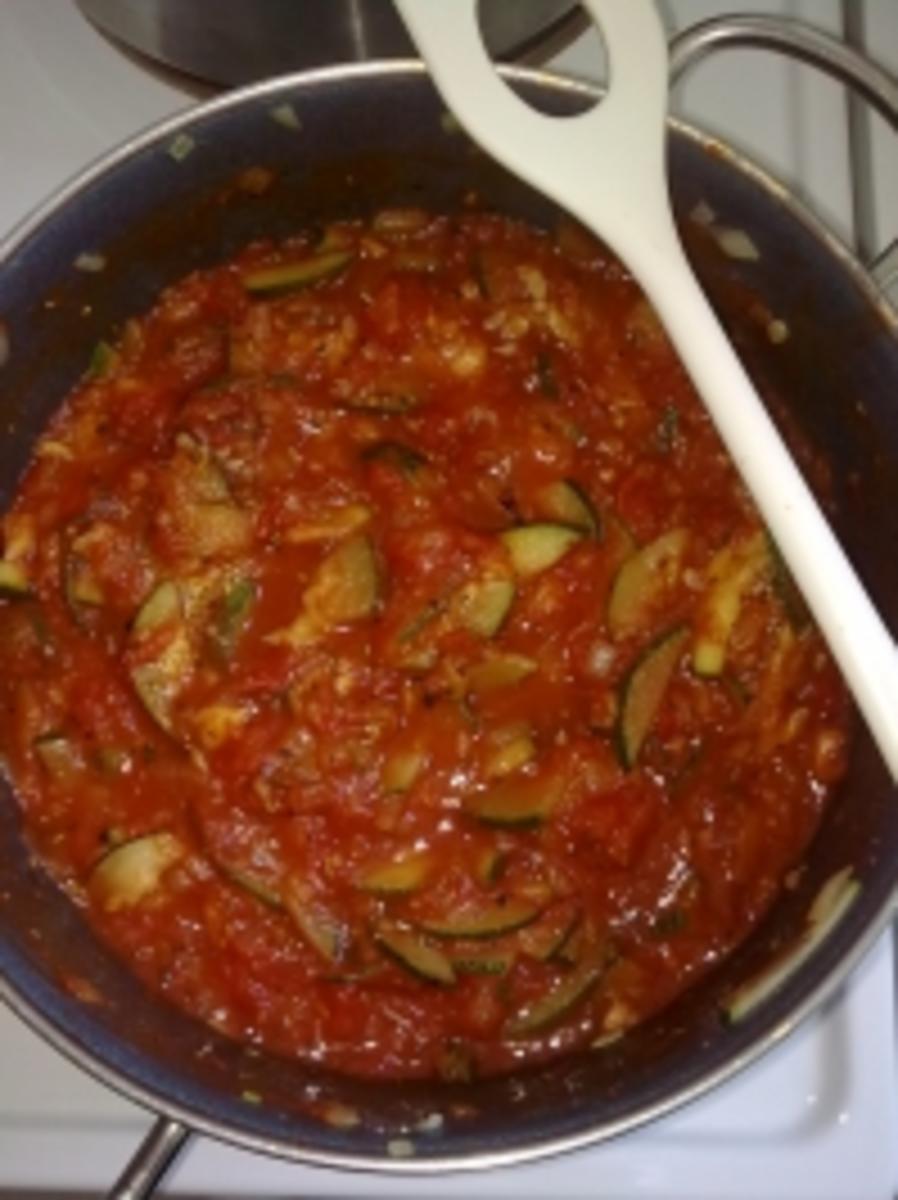 Tomaten - Zucchini - Mozzarella - Sauce - Rezept - Bild Nr. 2
