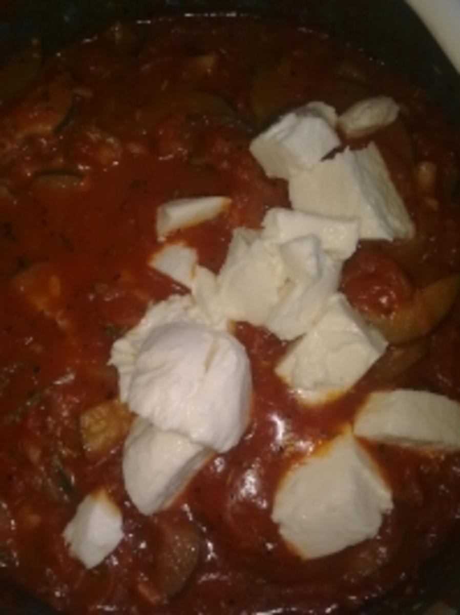 Tomaten - Zucchini - Mozzarella - Sauce - Rezept - Bild Nr. 3