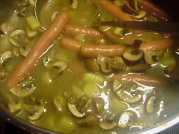 Rezept: Kartoffelsuppe Wiener Art in verschiedenen Variationen Bild Nr. 15 Kartoffelsuppe Wiener Art in verschiedenen Variationen - Rezept - Bild Nr. 15