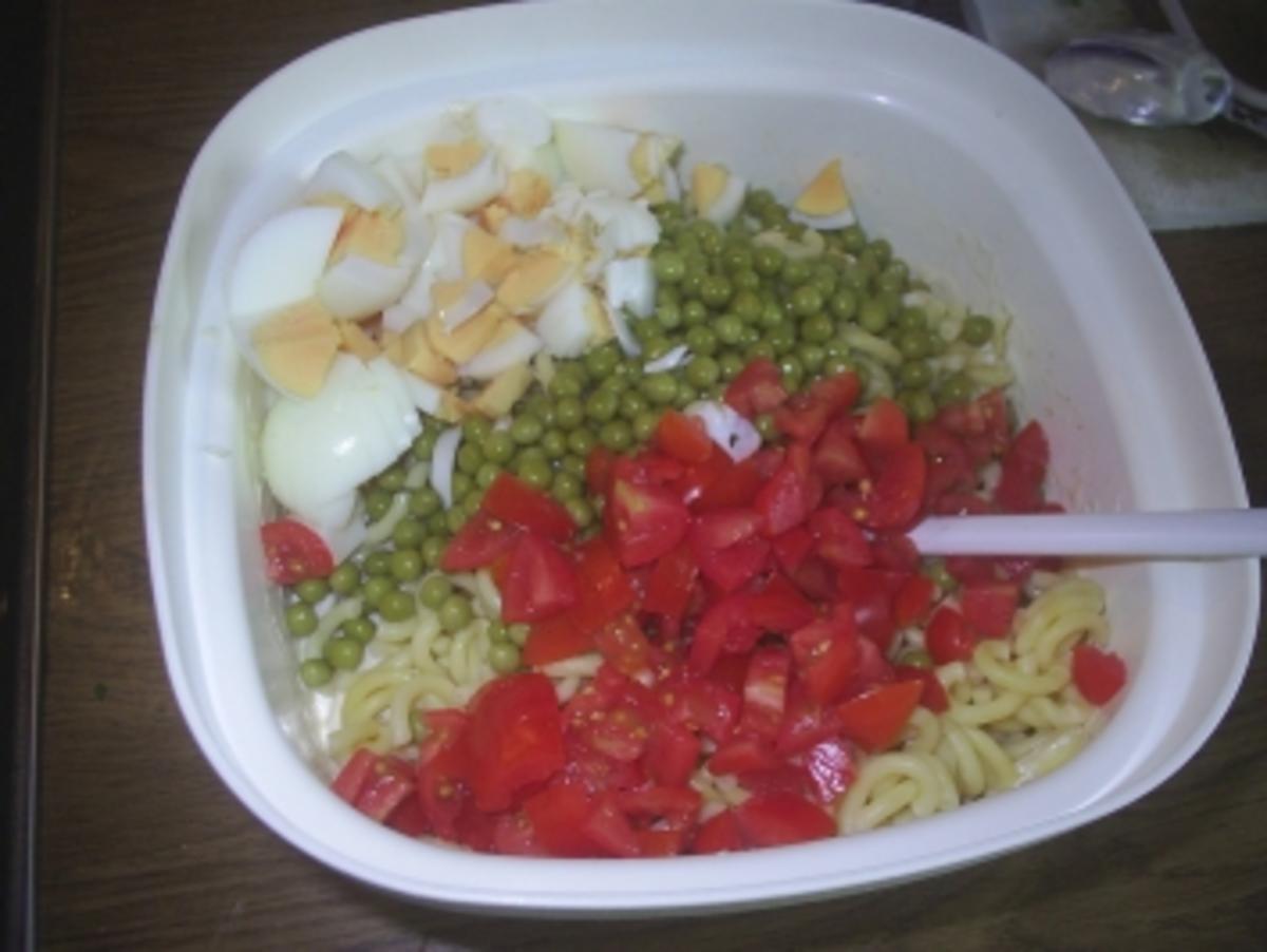 Salat -  Nudelsalat - Rezept - Bild Nr. 4