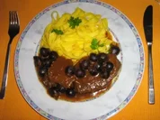 Rezept: Rinderschmorbraten mit fruchtiger Rotweinsoรe Rinderschmorbraten mit fruchtiger Rotweinsoรe - Rezept