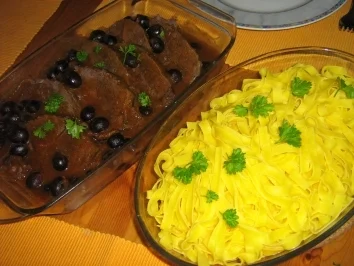 Rinderschmorbraten mit fruchtiger Rotweinsoße - Rezept - Bild Nr. 11