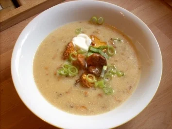 Feines Pfifferlingssüppchen - Rezept