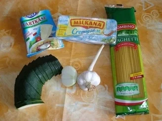 Mein Mann mag keine Zucchini, aber ich!! - Rezept