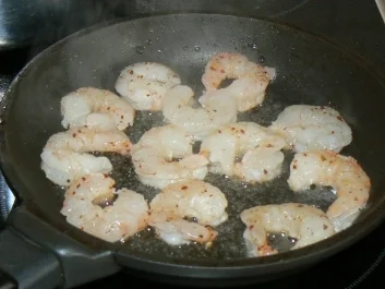 Rezept: Spaghetti mit Pesto und... mal ganz anders Bild Nr. 4 Spaghetti mit Pesto und... mal ganz anders - Rezept - Bild Nr. 4