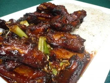 Süß - scharfe Spareribs - Rezept