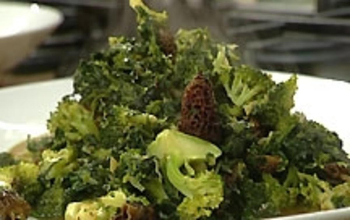 Gebratener Broccoli mit Spinat - Rezept