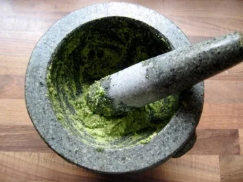 Rezept: Pesto ( Grundrezept ) Bild Nr. 3 Pesto ( Grundrezept ) - Rezept - Bild Nr. 3