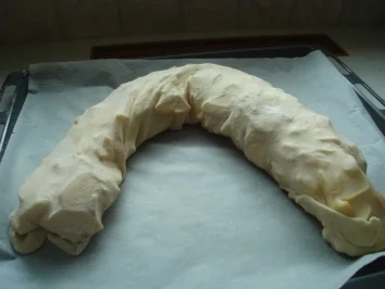 Rezept: Gezogener Apfelstrudel Bild Nr. 4 Gezogener Apfelstrudel - Rezept - Bild Nr. 4