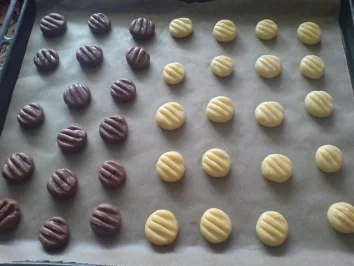 Kekse / Plätzchen - Vanillekekse / Schokokekse - Rezept - Bild Nr. 3