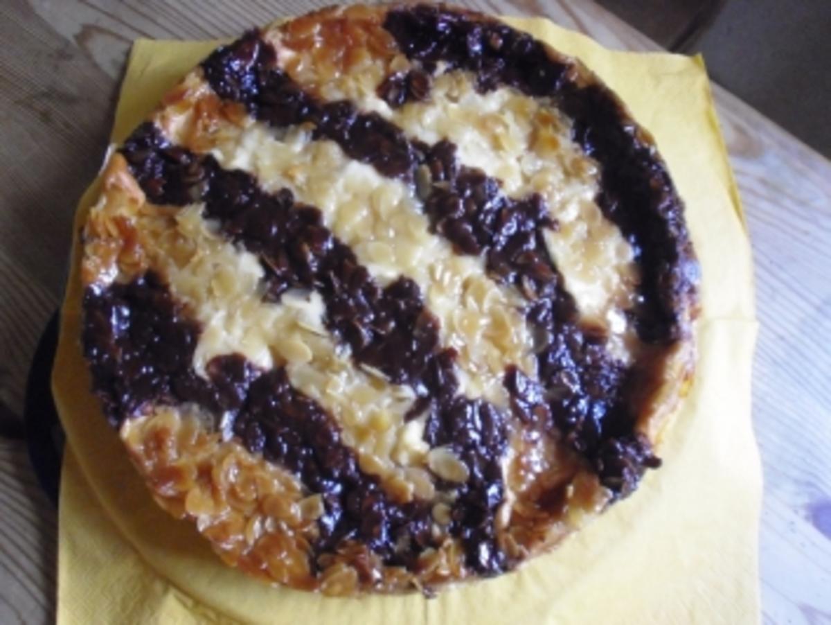 Hummelkuchen mit Für Streuselteig und Weizenmehl - Rezept mit Bild ...