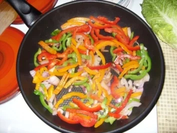 Rezept: Bunter-Bratkartoffel-Salat Bild Nr. 4 Bunter-Bratkartoffel-Salat - Rezept - Bild Nr. 4