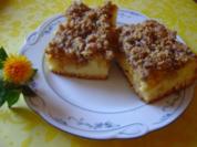 Mirabellen-Blechkuchen mit Haselnußstreusel und Aprikosenmarmelade, eigene Komposition... - Rezept