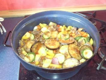 Bunter Gemüse-Hackfleisch-Topf - Rezept - Bild Nr. 5