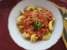 Rezept: Tortellini mit Tomaten-Gorgonzola-Soße Tortellini mit Tomaten-Gorgonzola-Soße - Rezept