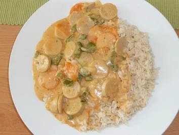 Gemüse - Bratwurst - Pfanne mit Reis - Rezept