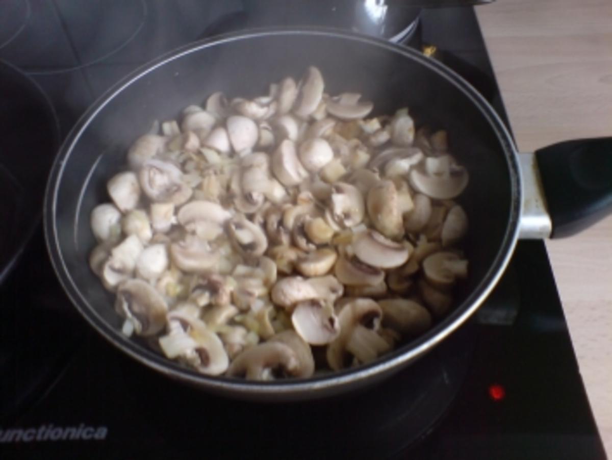 Einfache Champignon- Soße - Rezept mit Bild - kochbar.de