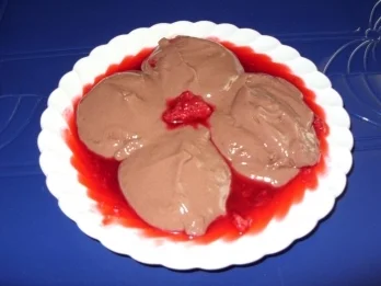 Schokopudding mit Himbeersoße - Rezept - Bild Nr. 3