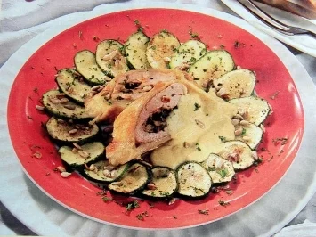 Rezept: Gefülltes Lendchen im Blätterteigmantel Gefülltes Lendchen im Blätterteigmantel - Rezept