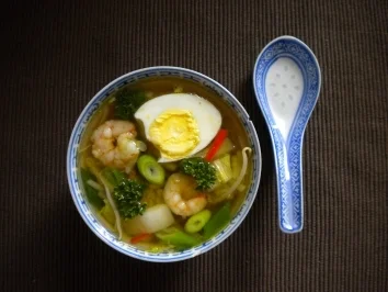 Chinesisches Süppchen mit Ei - Rezept