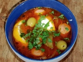 Rezept: Russische Soljanka mit Oliven Russische Soljanka mit Oliven - Rezept