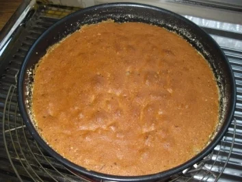 Rezept: Stracciatella-Kirsch-Torte... Bild Nr. 4 Stracciatella-Kirsch-Torte... - Rezept - Bild Nr. 4