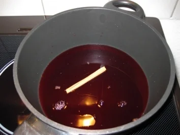 Rezept: Stracciatella-Kirsch-Torte... Bild Nr. 5 Stracciatella-Kirsch-Torte... - Rezept - Bild Nr. 5