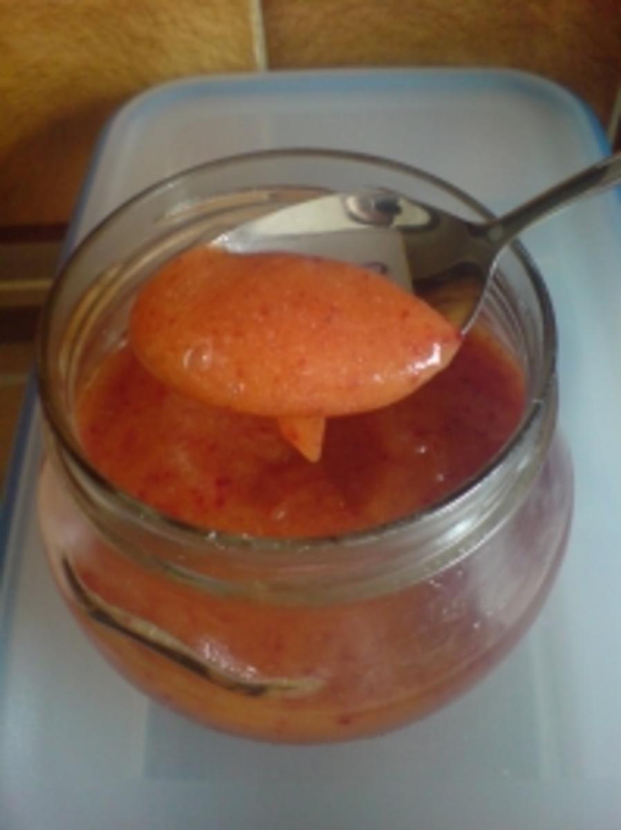 Marmelade &amp;quot;Nektarine-Sekt&amp;quot; - Rezept mit Bild - kochbar.de