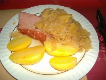 Rezept: Kassler mit Ananas Sauerkraut Kassler mit Ananas Sauerkraut - Rezept