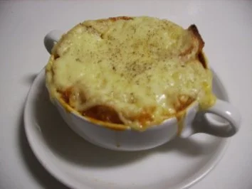 Zwiebelsuppe Bordelaise - Rezept - Bild Nr. 2