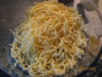 Rezept: Mega Pizza Bild Nr. 25 Mega Pizza - Rezept - Bild Nr. 25