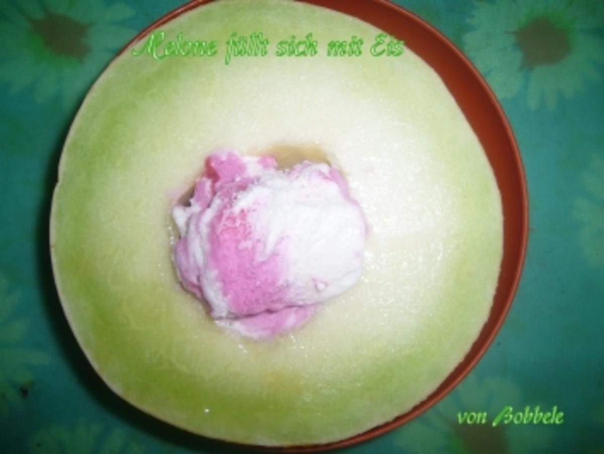 Bilder für Zwischenmahlzeit: Melone füllt sich mit Eis - Rezept