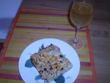 Zwiebelkuchen vom Blech - Rezept
