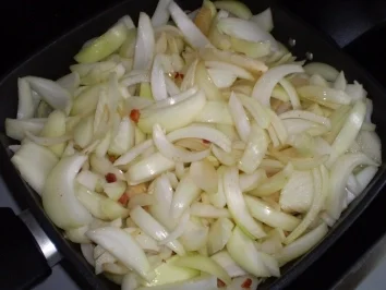 Zwiebelkuchen vom Blech - Rezept - Bild Nr. 5