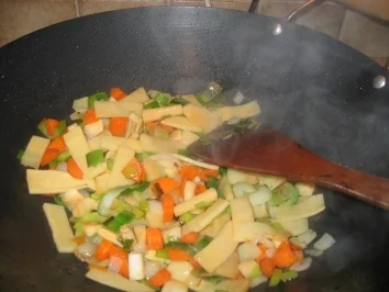 Asiatisch: "Lisa's bester Wok" - Rezept - Bild Nr. 4