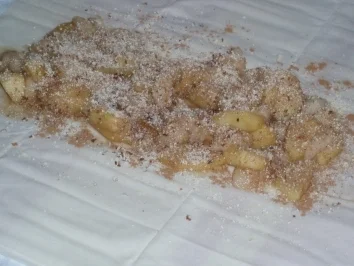 Rezept: Birnenstrudel Bild Nr. 3 Birnenstrudel - Rezept - Bild Nr. 3