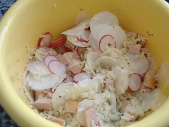 Scharfer Reissalat mit Rettich und Radieschen - Rezept - Bild Nr. 3