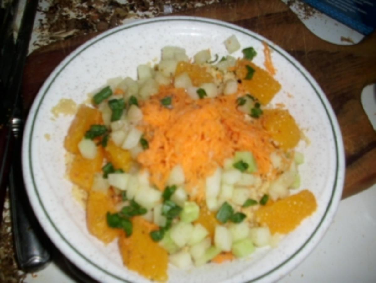 Orangen- Möhren-Couscous - Rezept