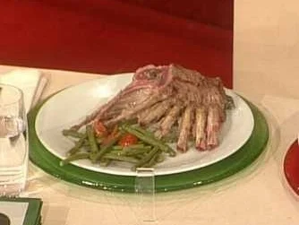 Lammkarree mit Weinbergschnecken und Schlangenbohnen a la Frank Buchholz - Rezept