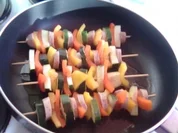 Bratwurst-Paprika-Zucchini Spieße ala Silke Has - Rezept