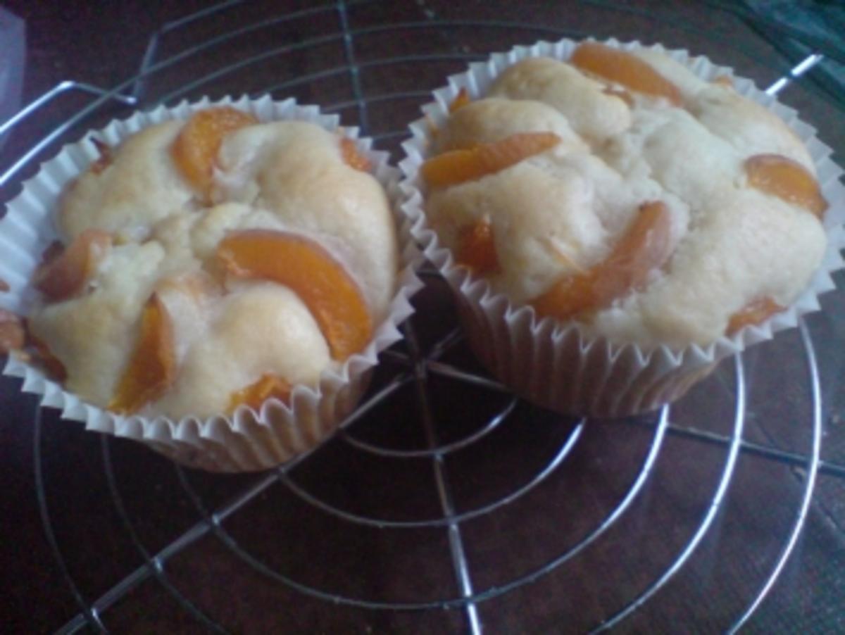 Muffins "Aprikose-Marzipan" - Rezept