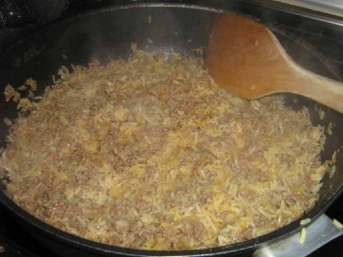 Rajmes Sarma Gefüllte Weinblätter mazedonische Art - einfach - 84 kcal/100g